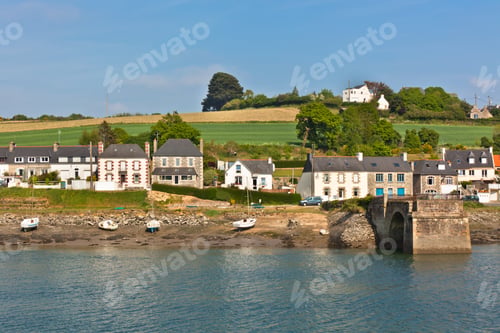 Preview: Small town in Western Brittany