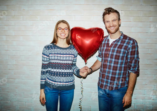 Preview: Romantic couple