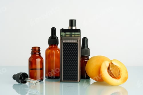 Preview: Vape smoking liquid with apricot flavor close up