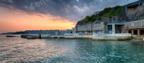 Preview: Plymouth Hoe