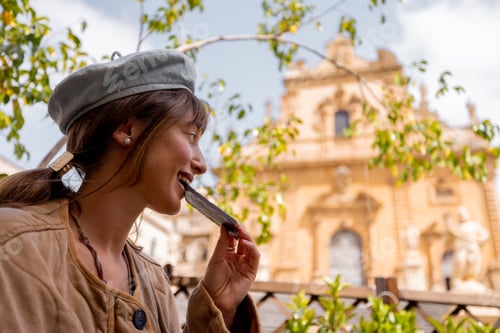 Preview: Tasting Modica chocolate in front of Saint Peter Cathedral