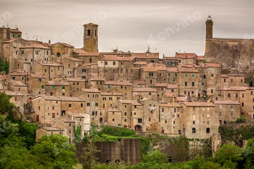 Preview: View of a green valley in Sorano over red roofs, Italy