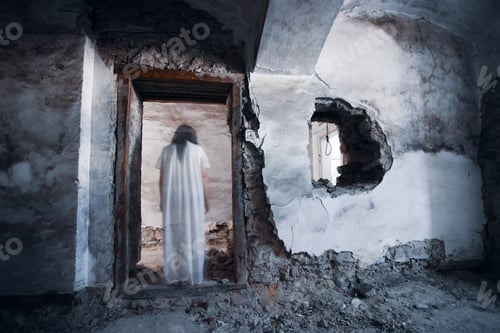 Preview: Scary ghost woman in haunted house with rope with a noose