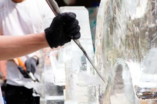 Preview: Ice Sculpture Carving