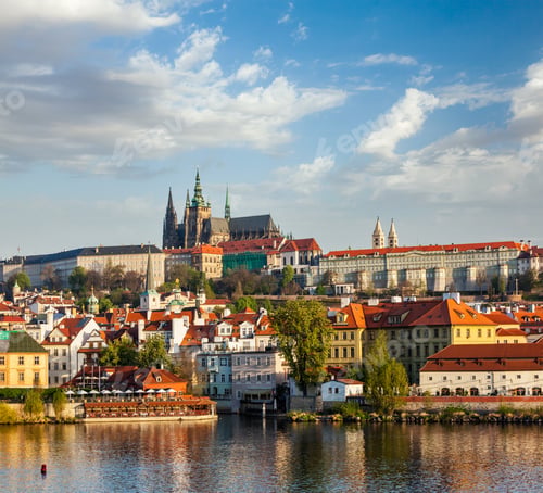 Preview: View of Mala Strana and Prague castle over Vltava river
