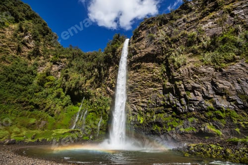 Preview: Waterfall in Ecuador