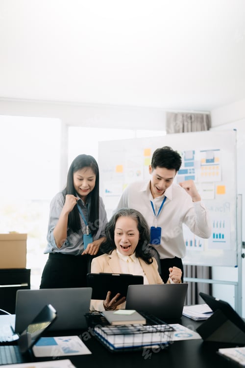 Preview: Those who work hard, win in the conference room new startup project