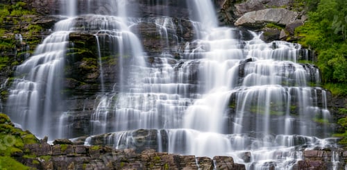Preview: Long Exposure of a Waterfall