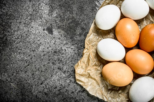 Preview: Fresh chicken eggs.