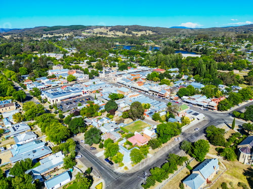 Preview: Beechworth Town Centre in Australia