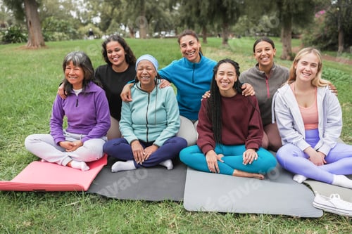 Preview: Group of multi generational women having fun together