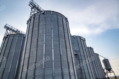 Preview: agro-processing and manufacturing plant for processing and silver silos for drying