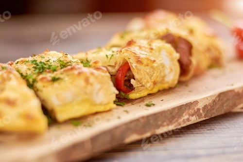 Preview: Burrito with meat, beans and vegetables