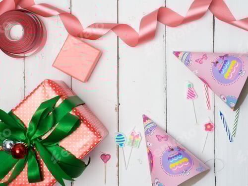 Preview: PARTY TOP VIEW