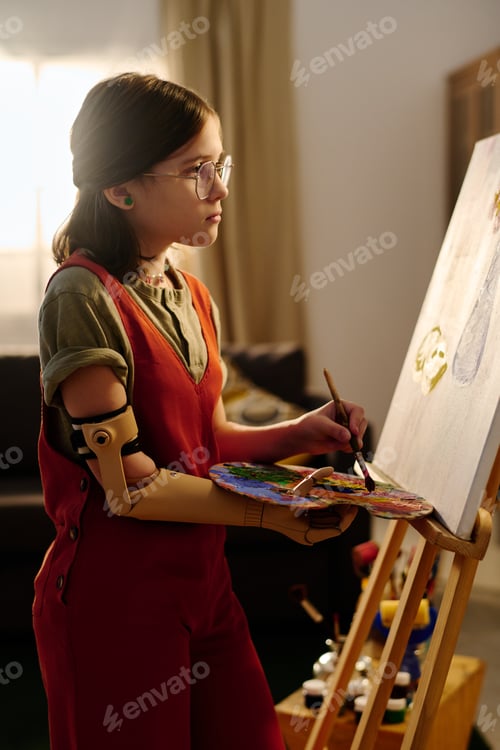 Preview: Looking at unfinished artwork on easel