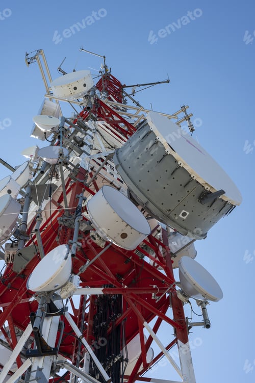 Preview: Detail of a large telecommunications antenna