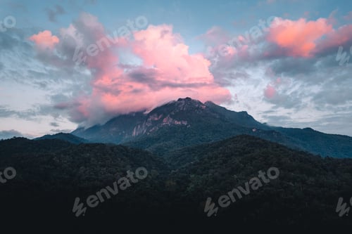 Preview: Mountains and fog in the morning