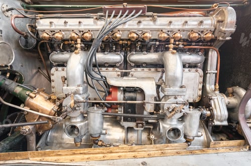 Preview: vintage vehicle engine