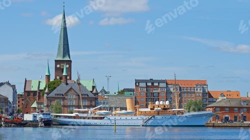 Preview: Her Danish Majestys Yacht Dannebrog (A540)