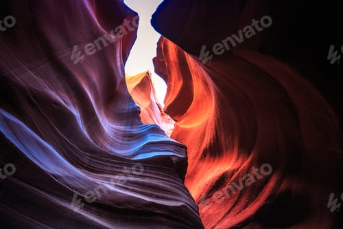 Preview: Lower Antelope Canyon, Navajo Nation, Arizona