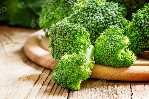 Preview: Fresh broccoli florets