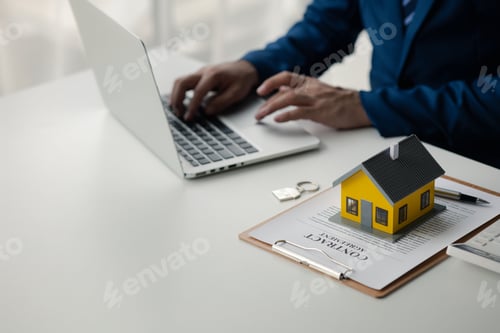 Preview: House and real estate agents, house salesmen with house models and house purchase contract documents