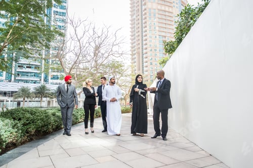Preview: Business team in Dubai