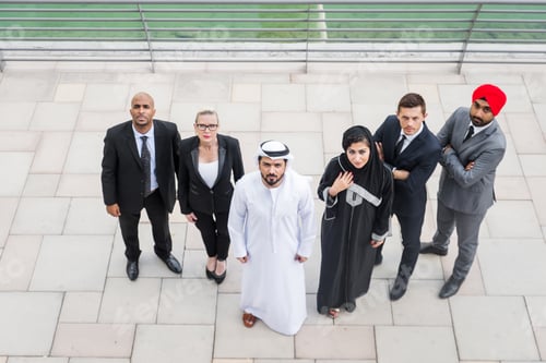 Preview: Business team in Dubai