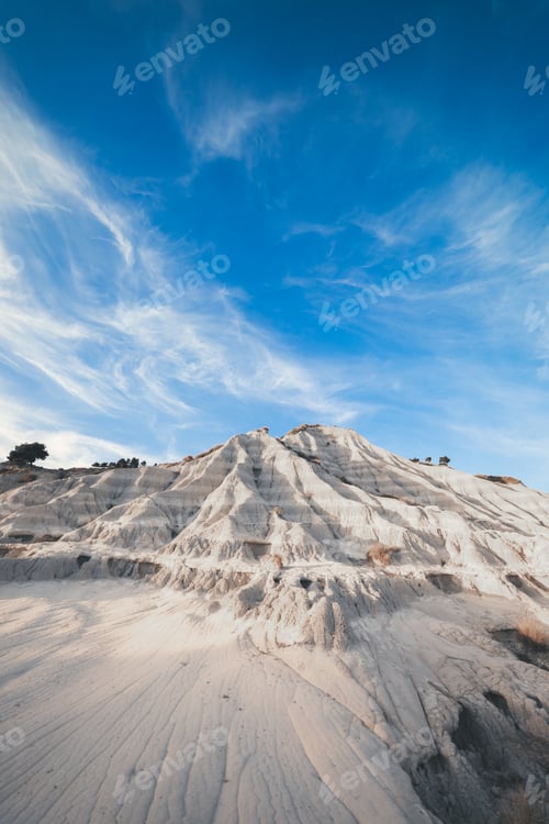 Preview: White Badlands