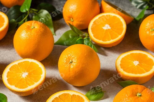 Preview: Raw Organic Juicy Oranges