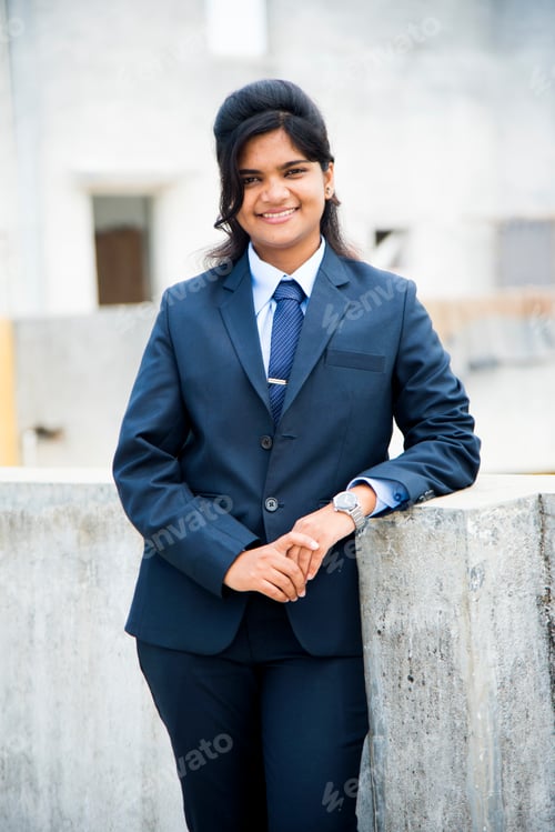 Preview: Cheerful Indian young business woman, attractive Indian businesswoman.