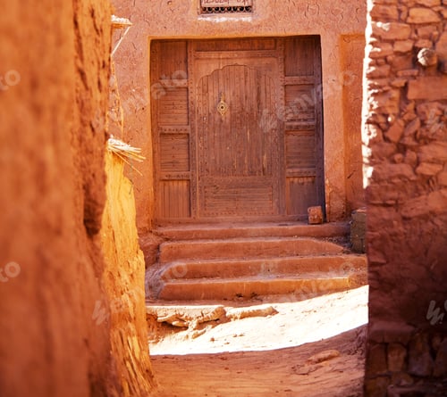 Preview: Door in moroccan village