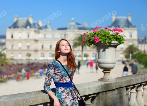 Preview: Redhead girl near Luxembourg Palace