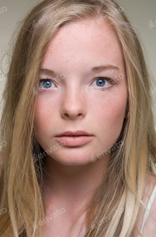 Preview: Close up of teenage girl?s face