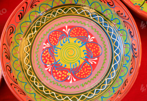 Preview: Set of uniquely designed porcelain plates