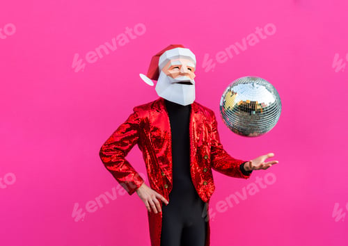 Preview: Man with funny low poly mask on colored background