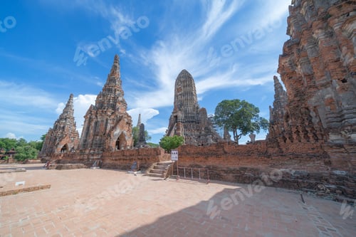Preview: Old ruins of a ancient temple in Phra Nakhon Si Ayutthaya province, Thailand
