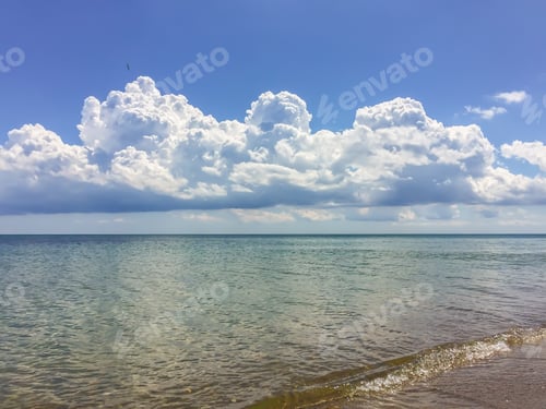 Preview: Beautiful clouds over Lake Michigan