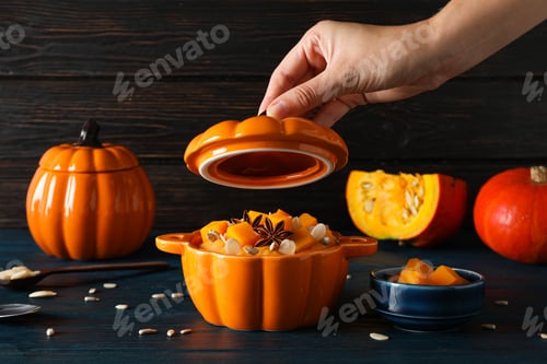 Preview: Fall season food concept - tasty pumpkin porridge