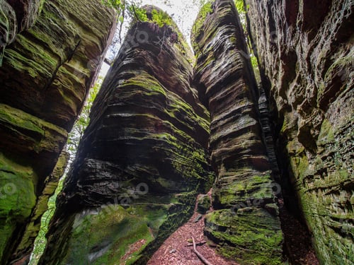 Preview: Impressive rock formations in Berdorf forest