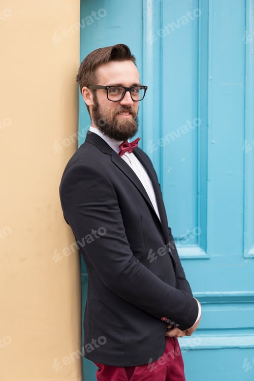 Preview: Groom