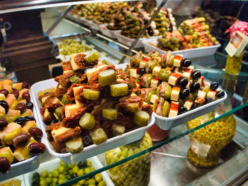 Preview: A wide variety of traditional tapas with seafood in Spain at the San Miguel market