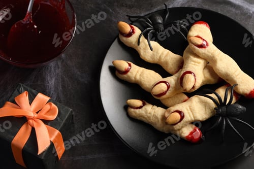 Preview: Creepy, scary Halloween Witch fingers