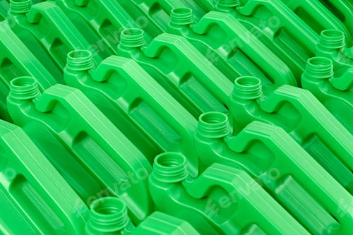 Preview: Empty green plastic canisters for technical fluids - motor oil, antifreeze, etc.