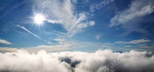 Preview: Clouds with the sun under tropical sea