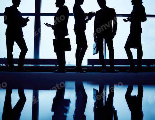 Preview: Silhouettes of business people