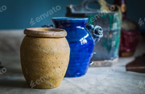 Preview: Ceramic jars on the table
