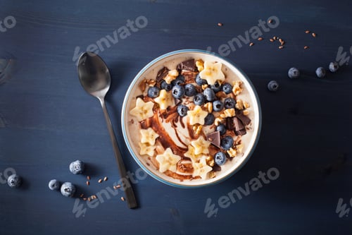 Preview: Smoothie Bowl with Bananas, Blueberries, Chocolate and Nuts
