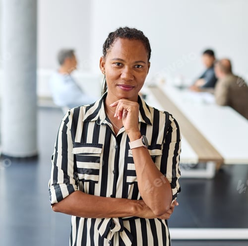 Preview: Young business people in the office