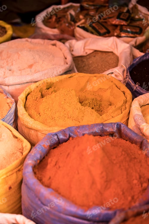 Preview: Berbere spice other spices in a market in Ethiopia